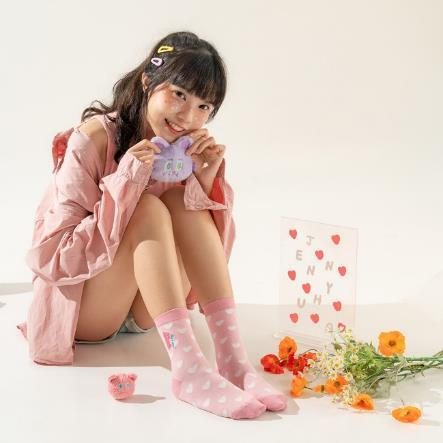 煎妮花聯名襪形象照