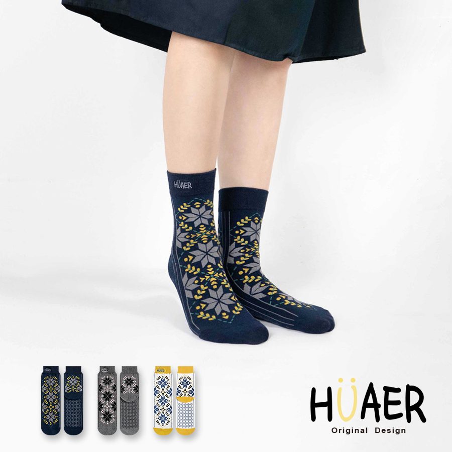 HUAER 滿版幾何雪花中筒襪